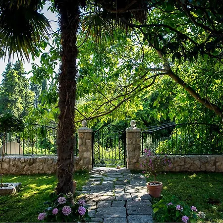 La Dorada 펜션 트르스테노