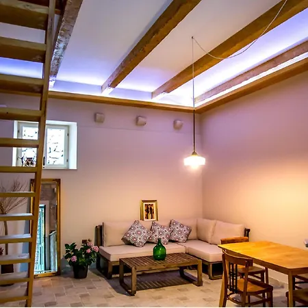 펜션 La Dorada 트르스테노